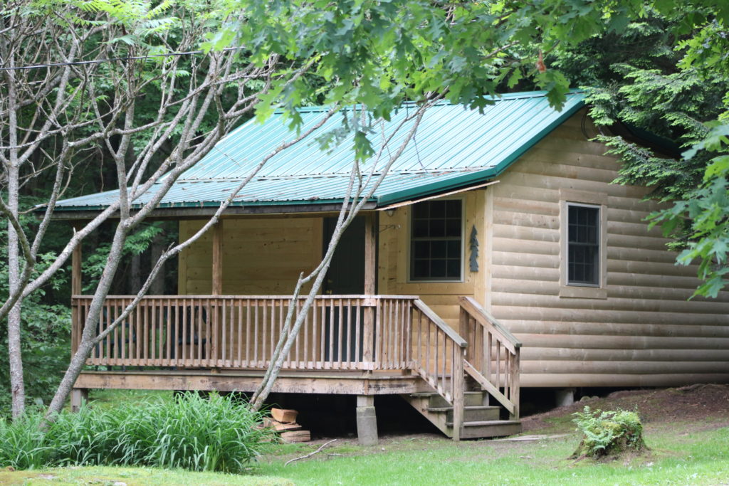 Whispering Oaks Cabins – Cook Forest Cabins