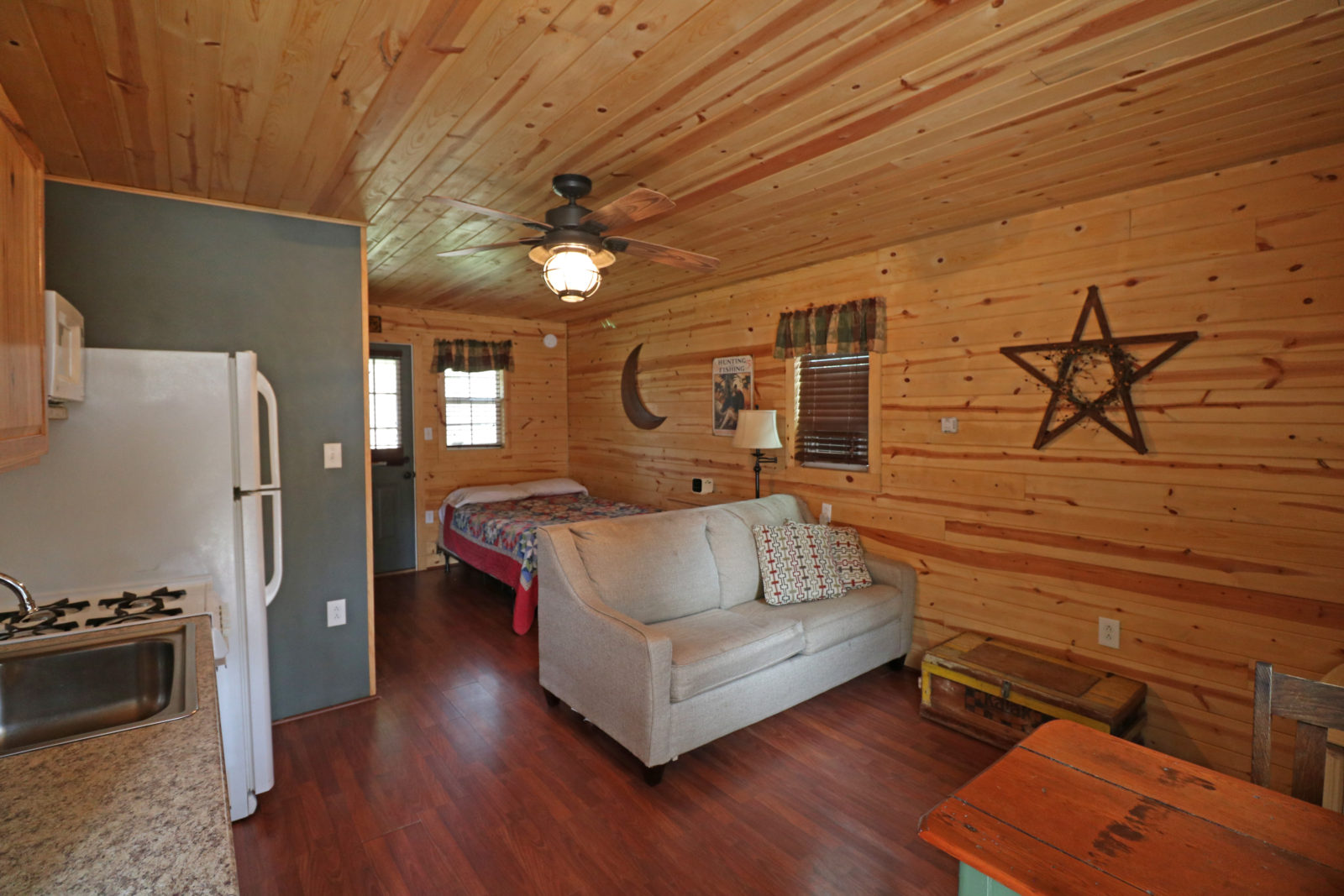 Fair Winds in the Forest Cabins & Lodge – Cook Forest Cabins